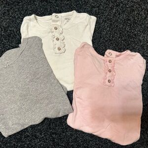 24 M Carter's Long Sleeve Onesies in Pink, White, and Gray